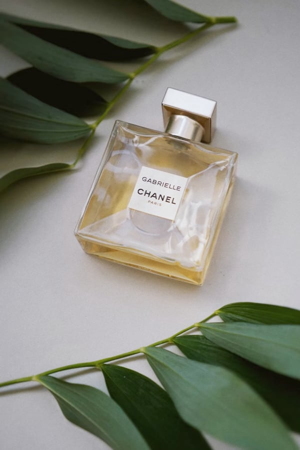 Image of a perfume.